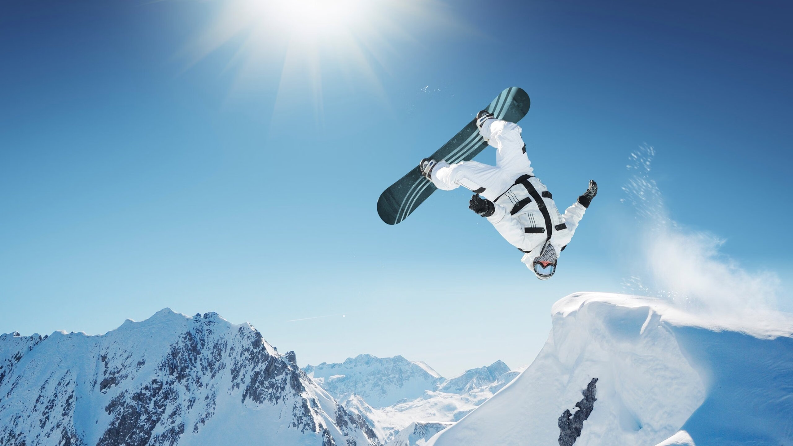 “德甲领跑队伍状态火爆,冲击冠军难度不断升级”,2021年德甲队伍介绍