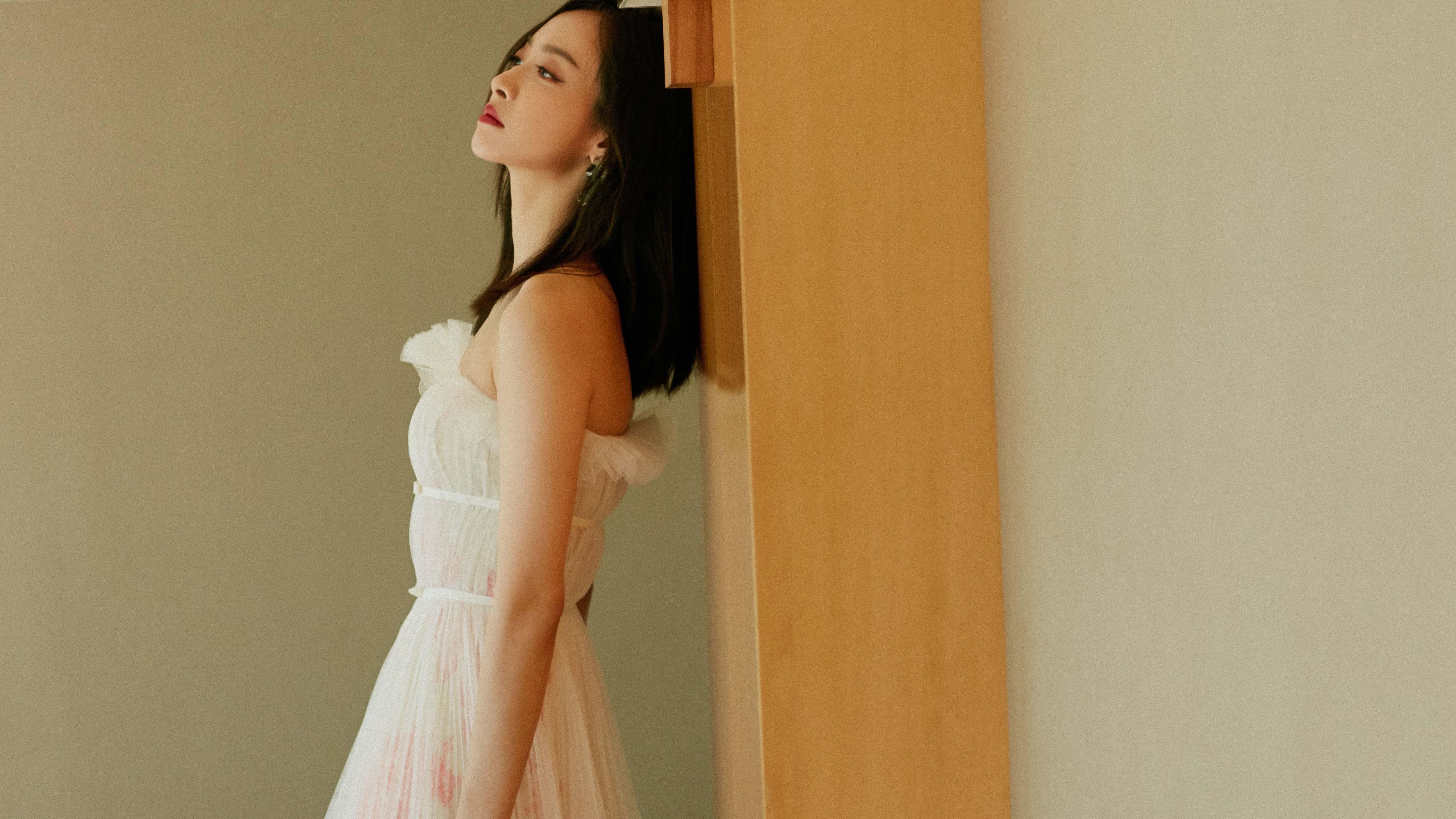 开云-“激情无限：每一圈都燃烧的赛车热血”，激情燃烧岁月简谱