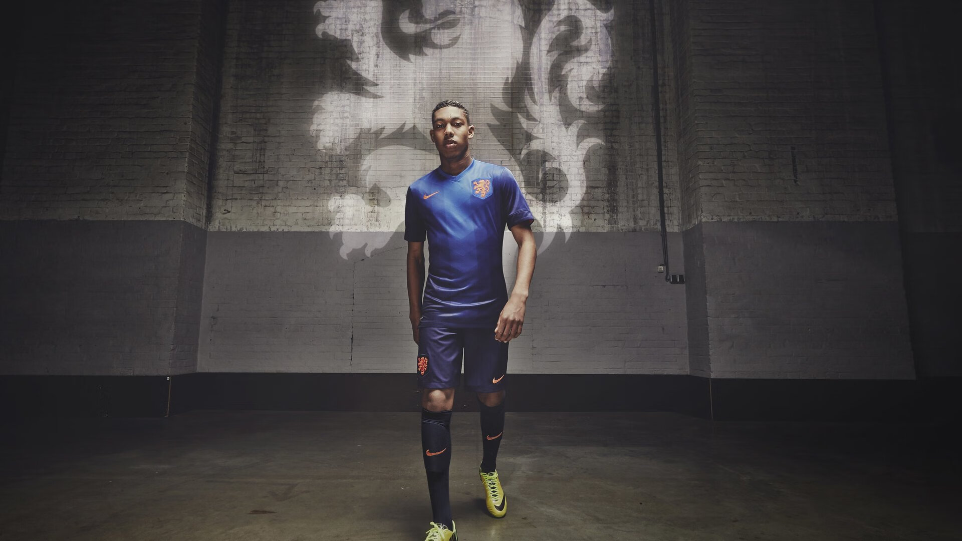 复古风潮：经典战役和球衣回归潮流，复古限定球衣